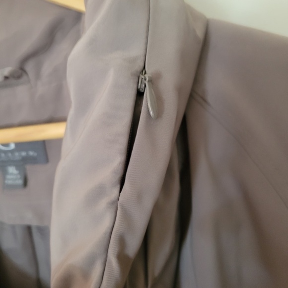 EUC Gallery New York Women's Zipper & Snap Button Jacket w/Removable Hood Tan - Picture 3 of 4